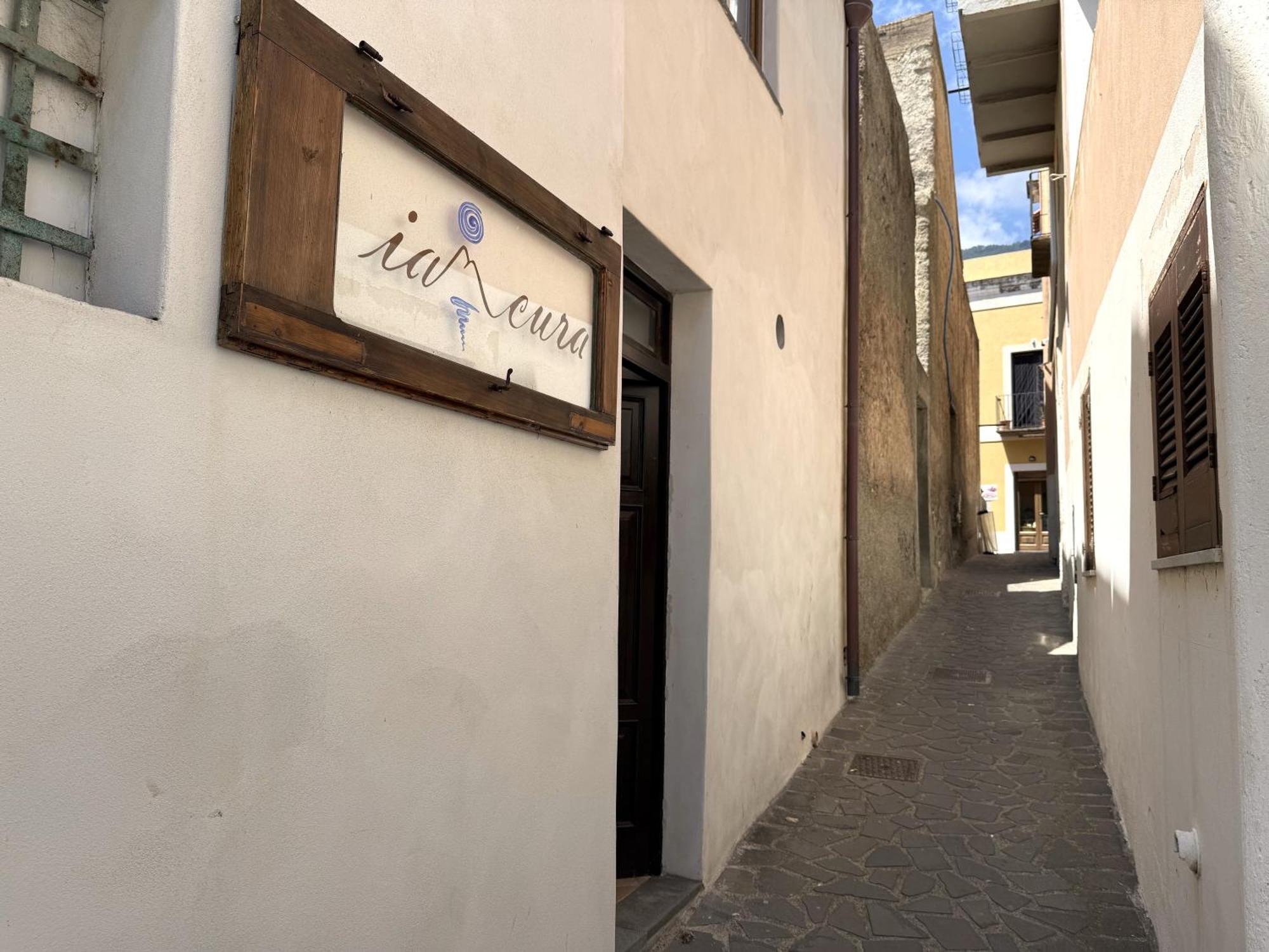 Iancura - B&B di design a Salina Santa Marina Salina Esterno foto